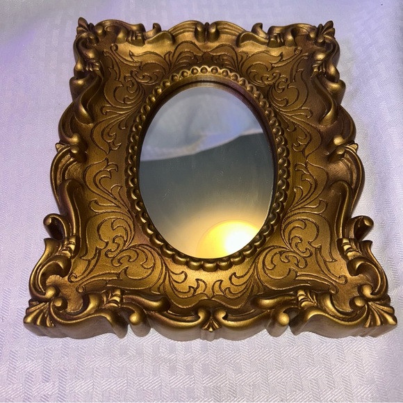Rectangle Hollywood Regency Gold Home Décor Mirror - Picture 1 of 4
